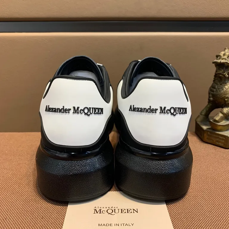 Alexander McQueen Shoe 